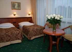 Hotel Senator