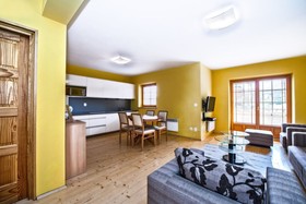 Apartamenty Sun & Snow Osada Domków Góralskich