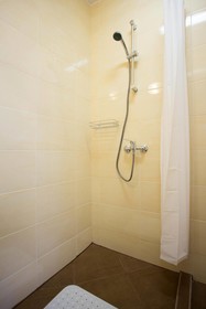 24Guesthouse Hostel