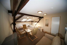 24Guesthouse Hostel
