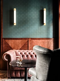 The Crown Krakow - Handwritten Collection