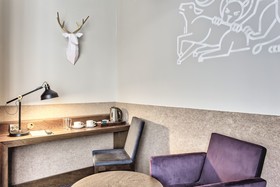 Daniel Griffin Aparthotel