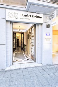 Daniel Griffin Aparthotel