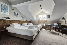 Daniel Griffin Aparthotel
