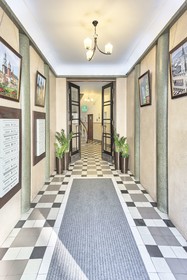 Daniel Griffin Aparthotel