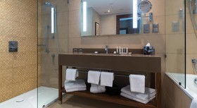 DoubleTree by Hilton Krakow Hotel & Convention Center