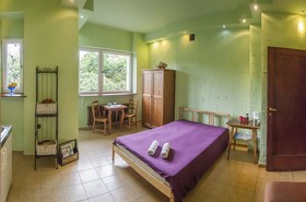 Flower Hostel