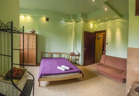 Flower Hostel