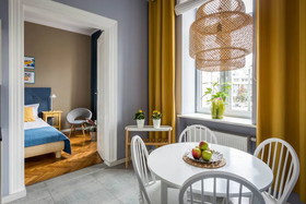 Fragola Apartments