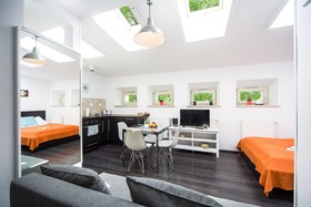 FriendHouse Apartments