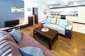 FriendHouse Apartments