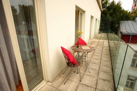 FriendHouse Apartments