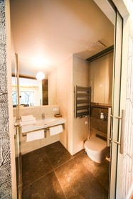 FriendHouse Apartments