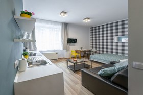 FriendHouse Apartments