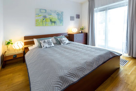 FriendHouse Apartments