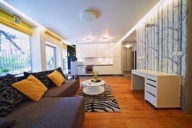 FriendHouse Apartments
