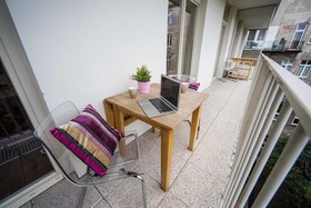 FriendHouse Apartments