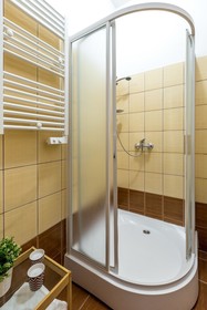 FriendHouse Apartments
