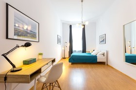 FriendHouse Apartments