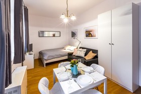 FriendHouse Apartments