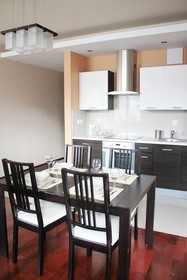FriendHouse Apartments