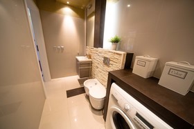 FriendHouse Apartments