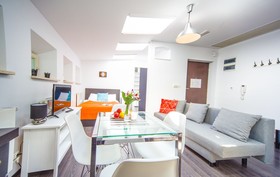 FriendHouse Apartments