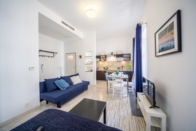 FriendHouse Apartments