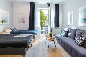 FriendHouse Apartments