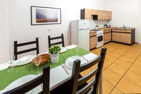 FriendHouse Apartments