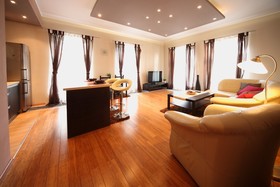 FriendHouse Apartments