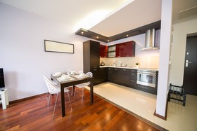 FriendHouse Apartments