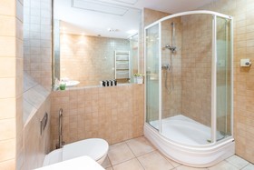 FriendHouse Apartments - Aparthotel