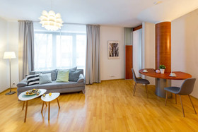 FriendHouse Apartments - Aparthotel