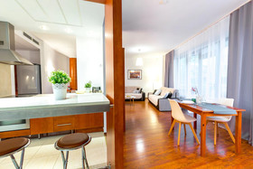 FriendHouse Apartments - Aparthotel