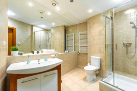 FriendHouse Apartments - Aparthotel