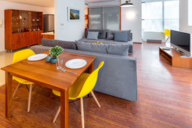FriendHouse Apartments - Aparthotel