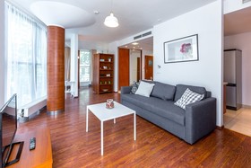 FriendHouse Apartments - Aparthotel