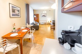 FriendHouse Apartments - Aparthotel