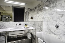H15 Luxury Palace