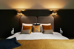 H15 Luxury Palace