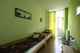 Hostel Yellow