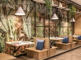 Ibis Styles Krakow Santorini