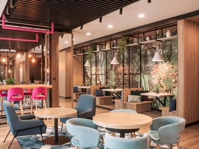 Ibis Styles Krakow Santorini