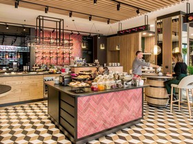 Ibis Styles Krakow Santorini