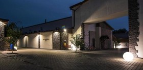 J&J Sport Center