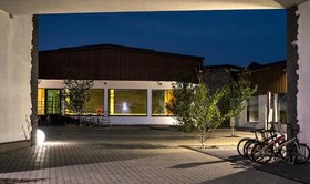 J&J Sport Center