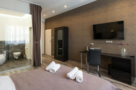 Leo Aparthotel Old Town