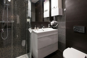 Leo Aparthotel Old Town