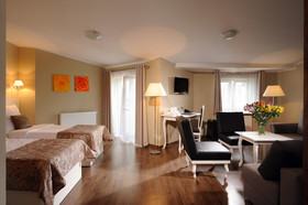 Leone Aparthotel